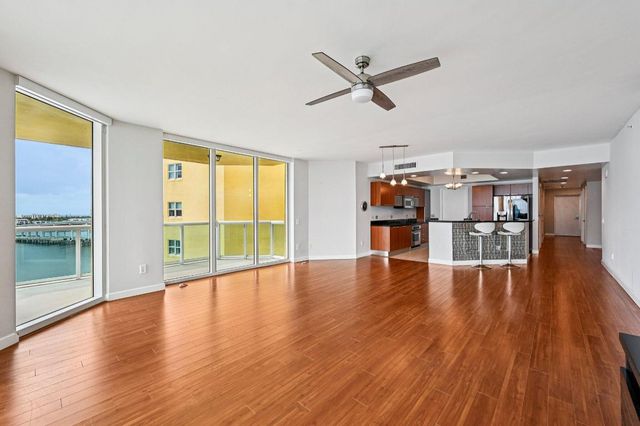 2650 Lake Shore Drive 1006, Riviera Beach, FL 33404