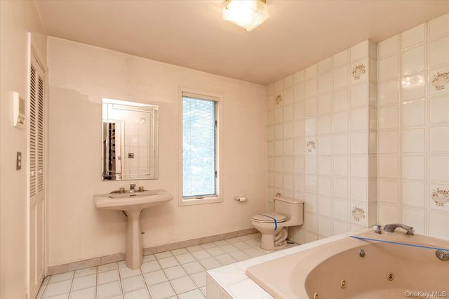 230 Mosher Avenue, Woodmere, NY 11598