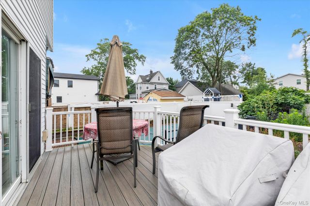 230 Mosher Avenue, Woodmere, NY 11598