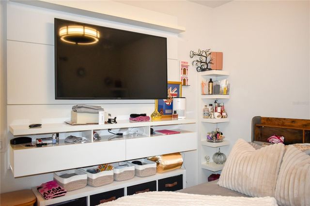 180 LAKE SMART CIRCLE, Winter Haven, FL 33881