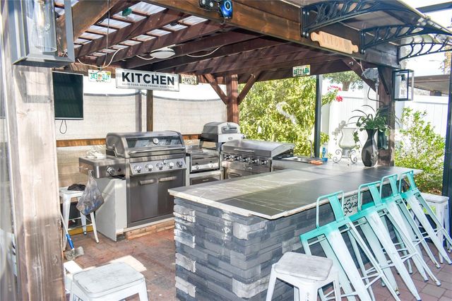 180 LAKE SMART CIRCLE, Winter Haven, FL 33881