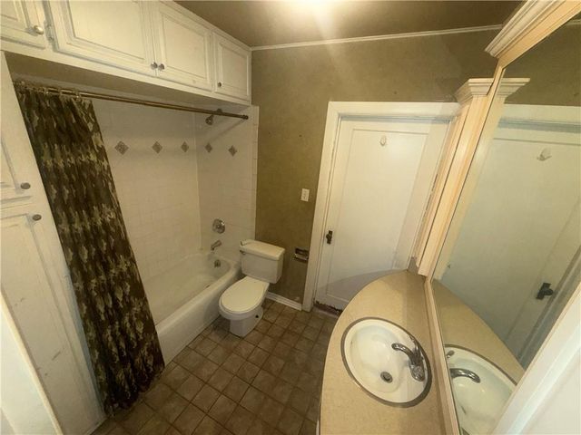 3108 Crawford Avenue, Parsons, KS 67357