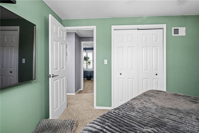 39 Dubonnet Drive, Cheektowaga, NY 14043