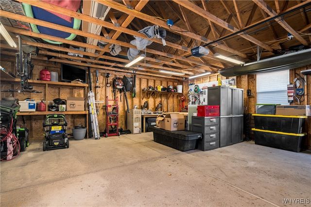 39 Dubonnet Drive, Cheektowaga, NY 14043