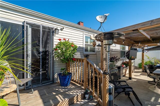 39 Dubonnet Drive, Cheektowaga, NY 14043