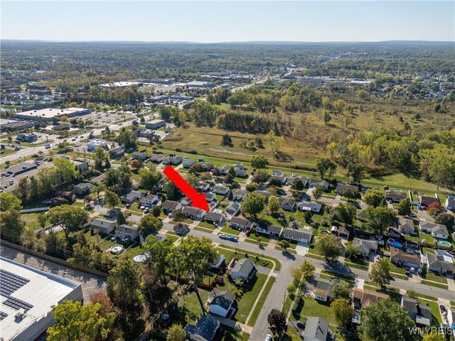 39 Dubonnet Drive, Cheektowaga, NY 14043