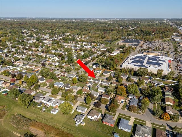 39 Dubonnet Drive, Cheektowaga, NY 14043