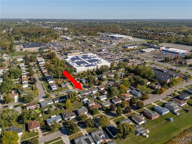 39 Dubonnet Drive, Cheektowaga, NY 14043