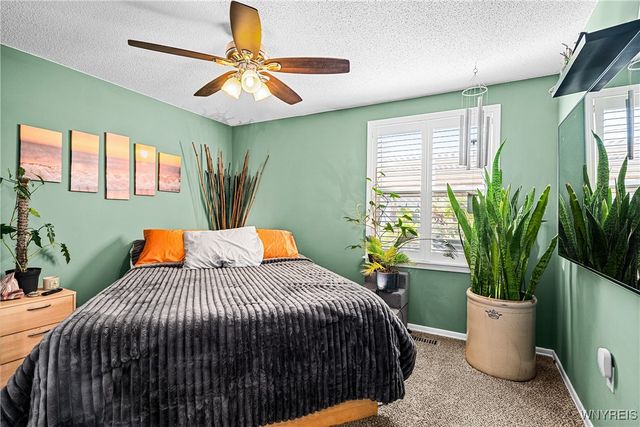 39 Dubonnet Drive, Cheektowaga, NY 14043