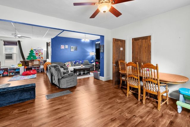 2117 Claussen Street, Davenport, IA 52802