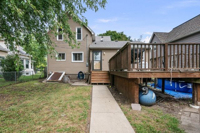 2117 Claussen Street, Davenport, IA 52802