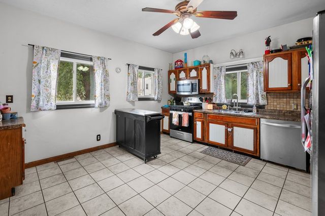 2117 Claussen Street, Davenport, IA 52802