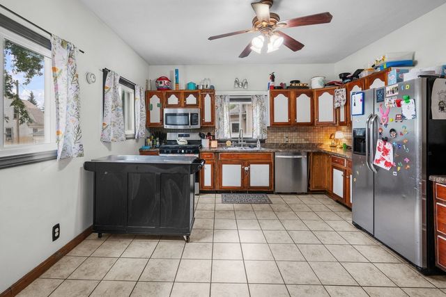2117 Claussen Street, Davenport, IA 52802