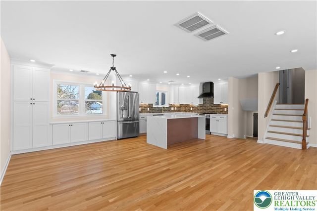 480 School House Road, Lower Nazareth Twp, PA 18064