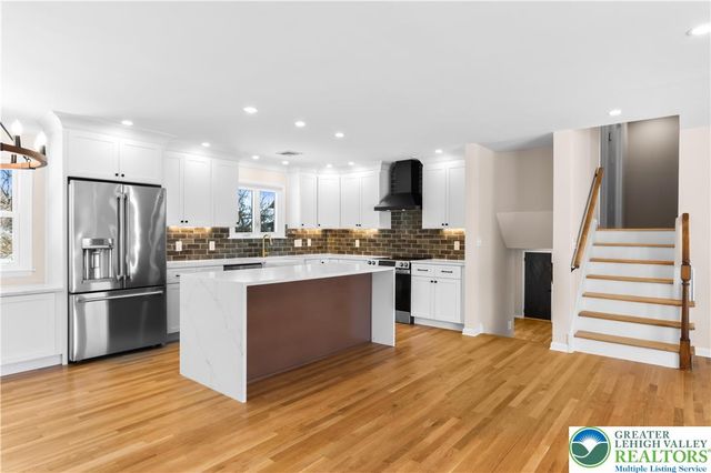 480 School House Road, Lower Nazareth Twp, PA 18064