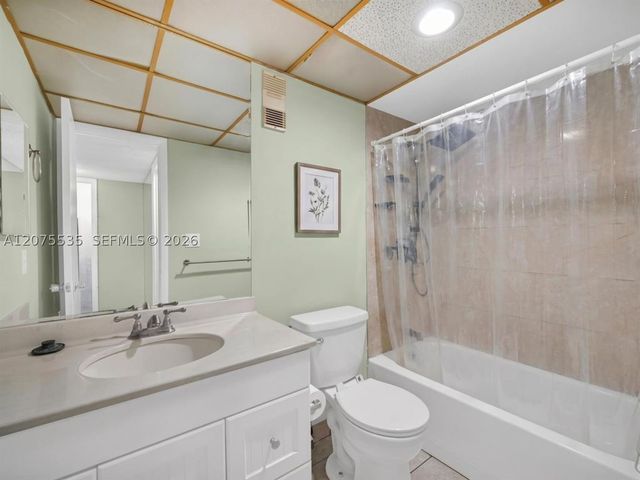 500 Executive Center Dr 3I, West Palm Beach, FL 33401