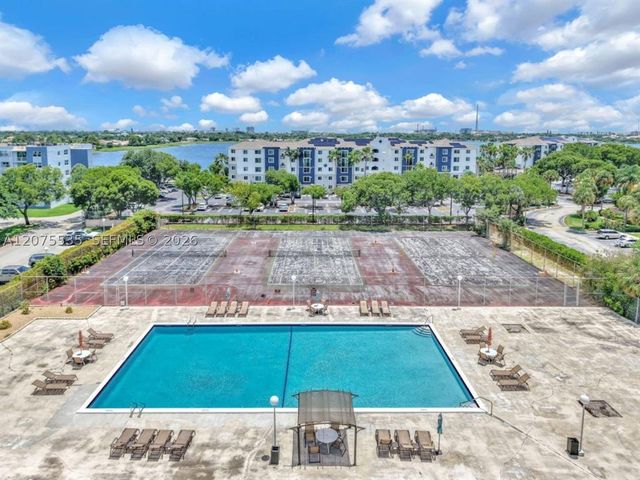 500 Executive Center Dr 3I, West Palm Beach, FL 33401