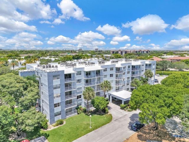 500 Executive Center Dr 3I, West Palm Beach, FL 33401