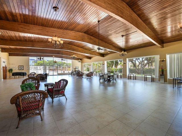500 Executive Center Dr 3I, West Palm Beach, FL 33401