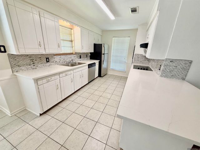 921 Jane Dr, Denham Springs, LA 70726