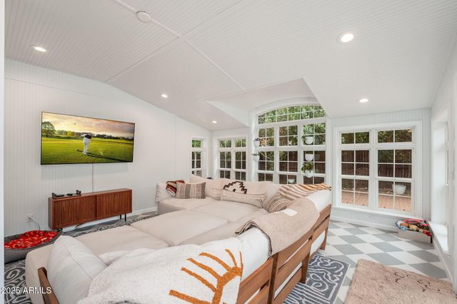 2922 N Rio De Flag Drive, Flagstaff, AZ 86004