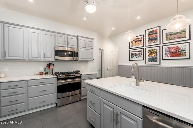 2922 N Rio De Flag Drive, Flagstaff, AZ 86004