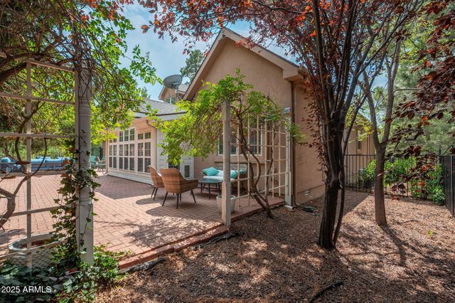 2922 N Rio De Flag Drive, Flagstaff, AZ 86004