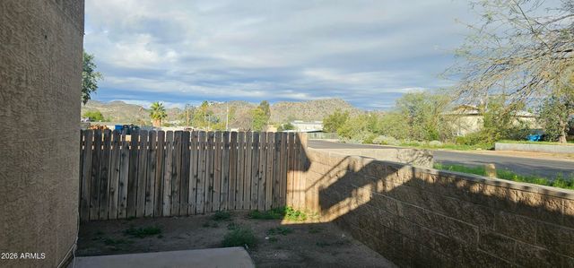 1551 E CHRISTY Drive 3, Phoenix, AZ 85020