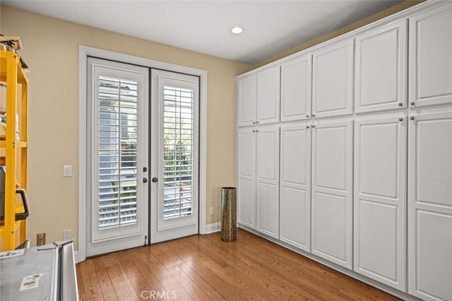 23930 Lakeside Road, Valencia, CA 91355