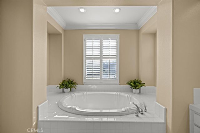 23930 Lakeside Road, Valencia, CA 91355