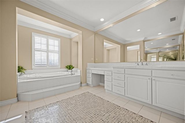 23930 Lakeside Road, Valencia, CA 91355