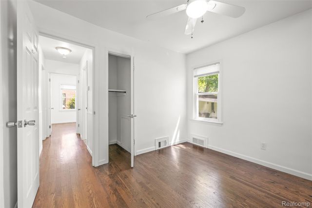 11348 Cavell Street, Livonia, MI 48150