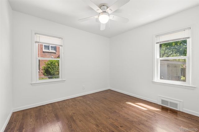 11348 Cavell Street, Livonia, MI 48150