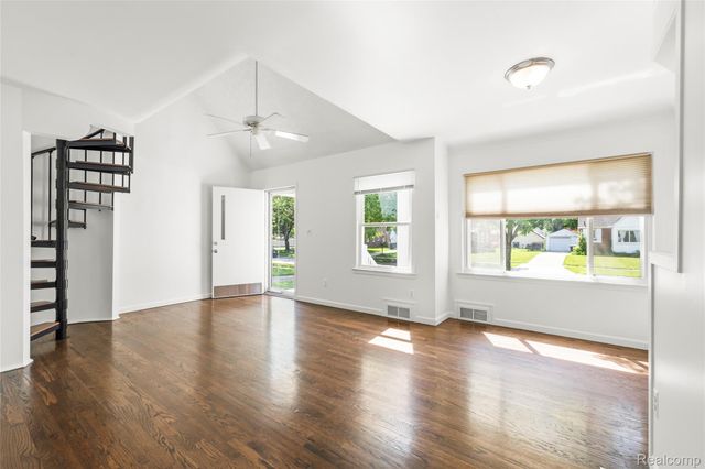 11348 Cavell Street, Livonia, MI 48150