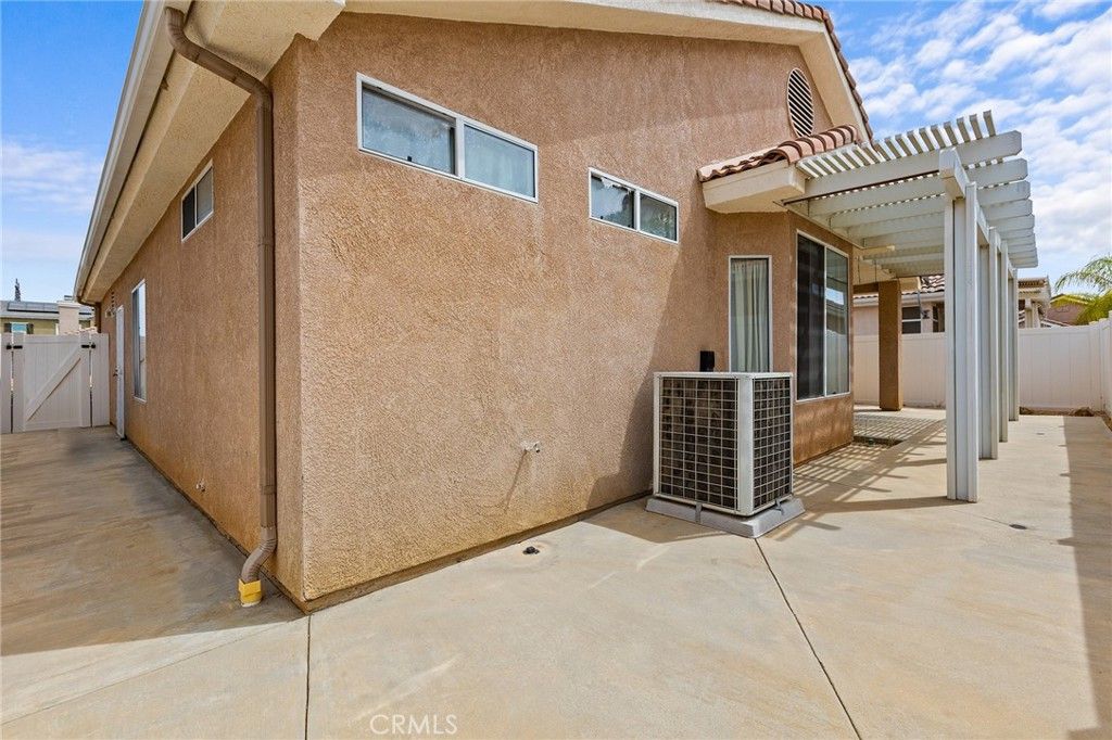 Image 29 of property listing at 27927 Blaze Lane, Sun City, CA 92585