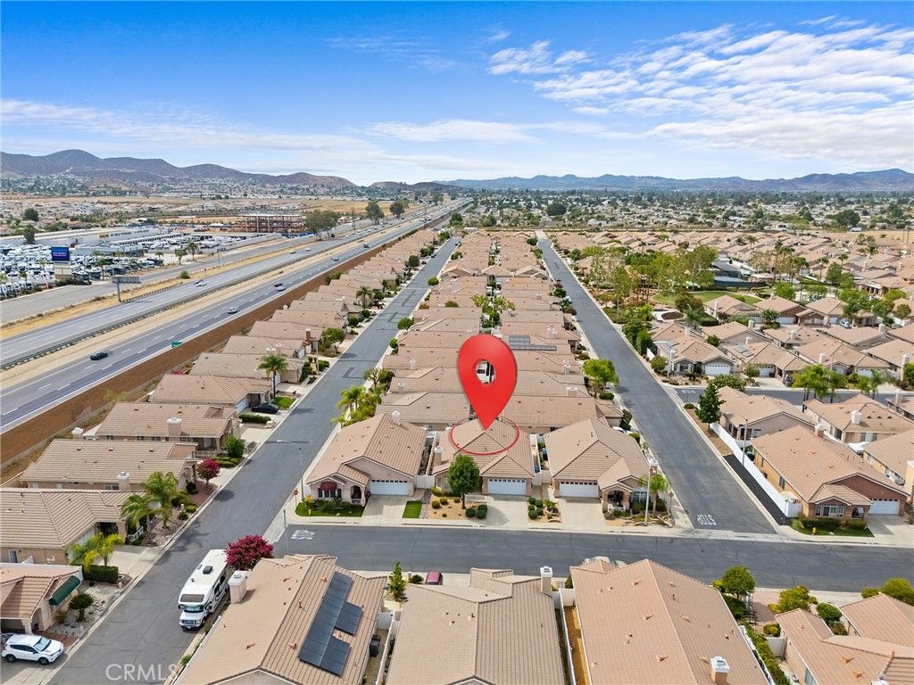 Image 34 of property listing at 27927 Blaze Lane, Sun City, CA 92585