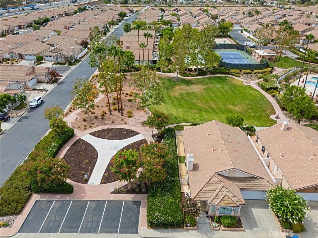 Image 36 of property listing at 27927 Blaze Lane, Sun City, CA 92585