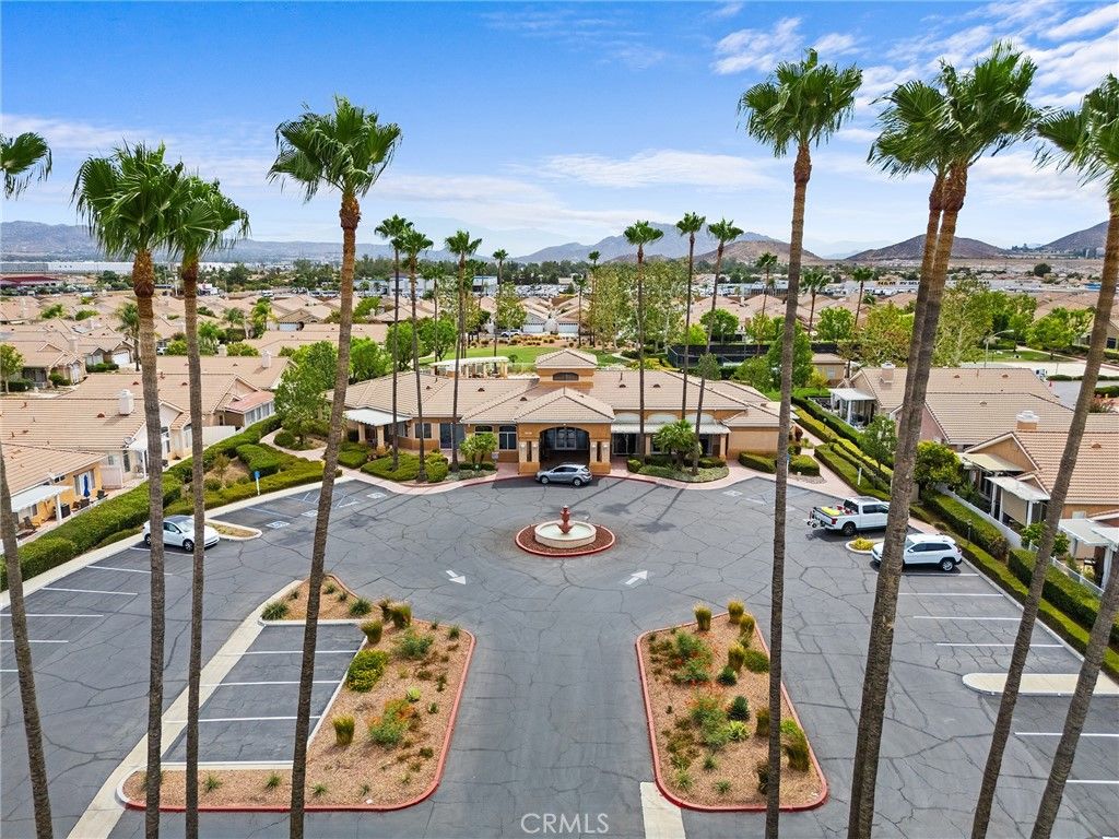 Image 38 of property listing at 27927 Blaze Lane, Sun City, CA 92585