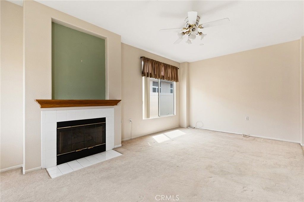 Image 8 of property listing at 27927 Blaze Lane, Sun City, CA 92585