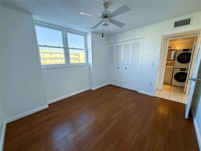 7560 BAY ISLAND DRIVE S 246, South Pasadena, FL 33707