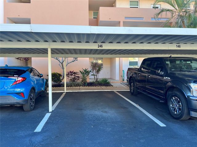 7560 BAY ISLAND DRIVE S 246, South Pasadena, FL 33707