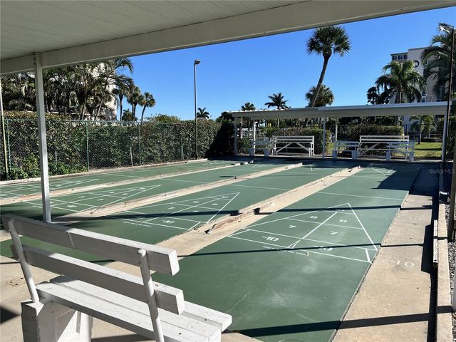 7560 BAY ISLAND DRIVE S 246, South Pasadena, FL 33707