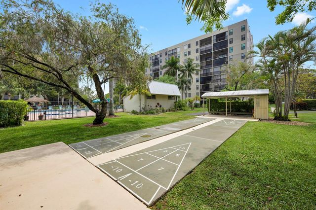 2205 S Cypress Bend Drive 801, Pompano Beach, FL 33069