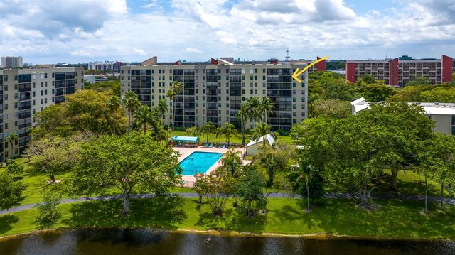 2205 S Cypress Bend Drive 801, Pompano Beach, FL 33069