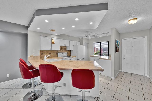 2205 S Cypress Bend Drive 801, Pompano Beach, FL 33069