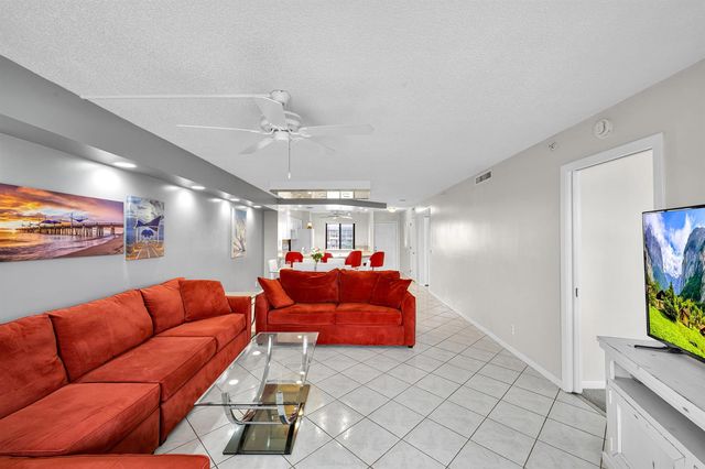 2205 S Cypress Bend Drive 801, Pompano Beach, FL 33069