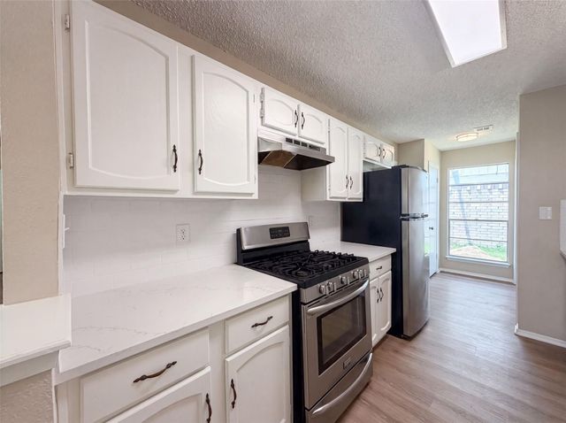 5602 Briarwood Forest Drive, Houston, TX 77088
