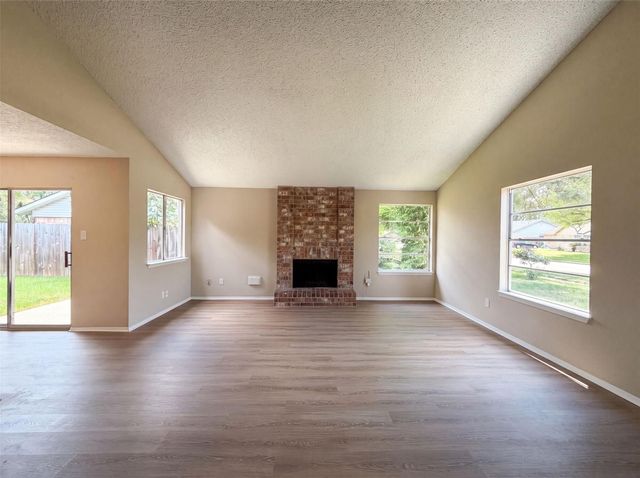 5602 Briarwood Forest Drive, Houston, TX 77088