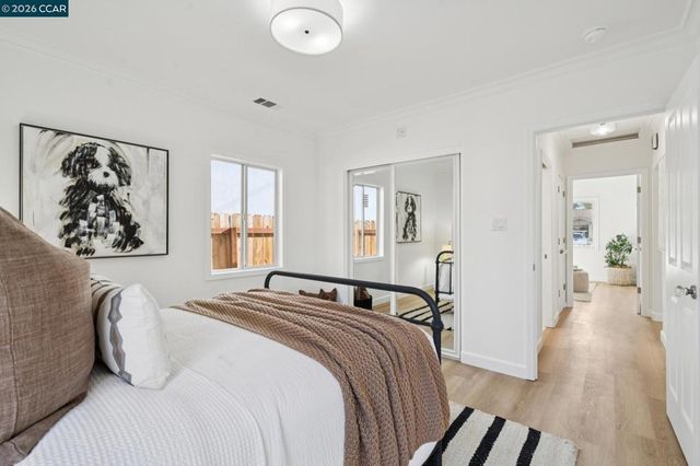 939 Mountain View Dr, Lafayette, CA 94549