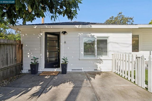 939 Mountain View Dr, Lafayette, CA 94549